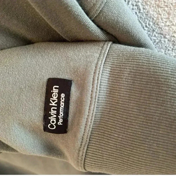 Women’s Calvin klein pullover - Picture 5 of 5